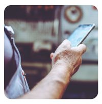 Notfallnummer Sanitär & Heizung Handwerker am Handy