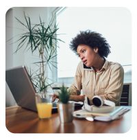 Selbständige am Telefon